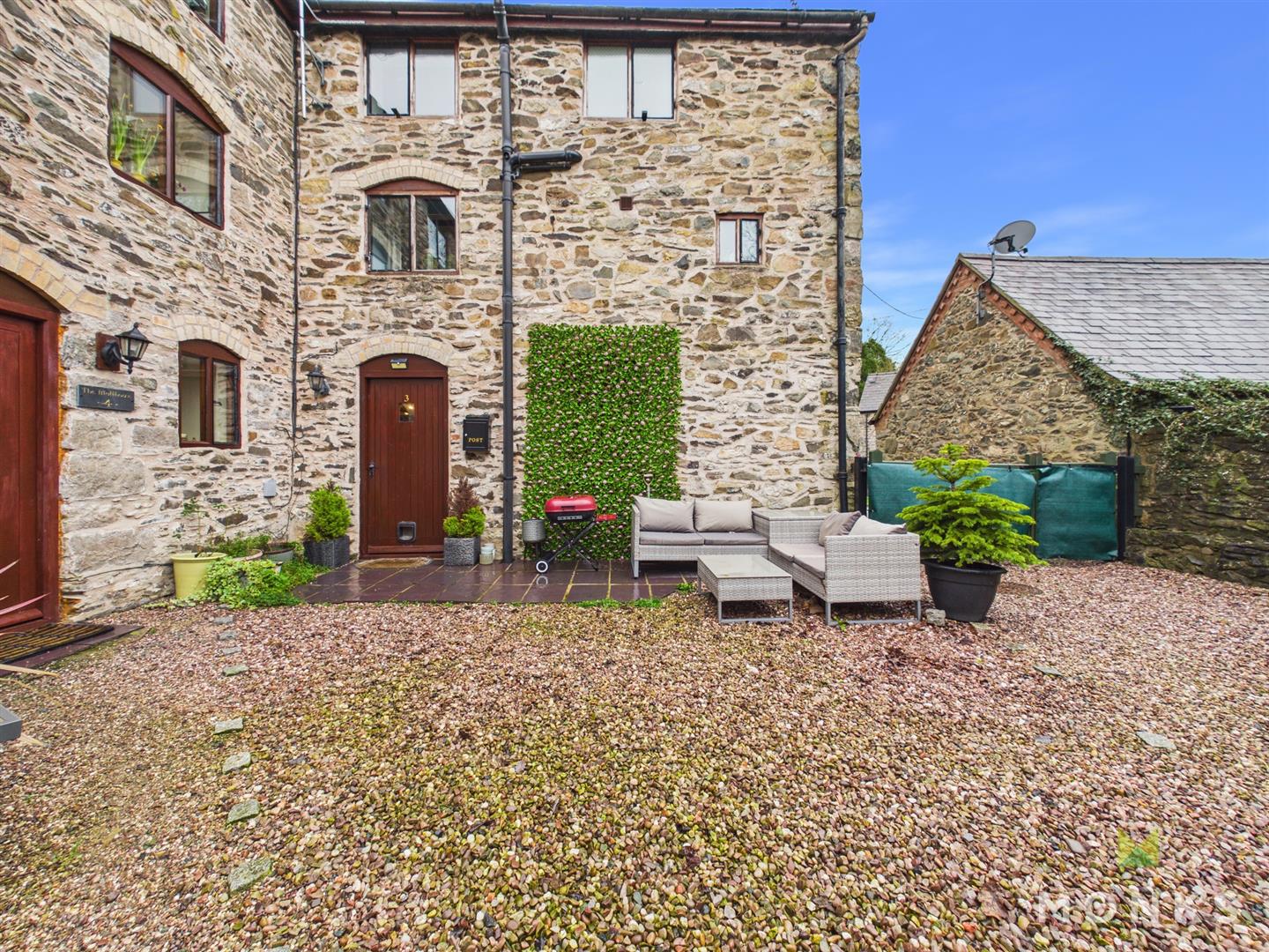 3 Malthouse Cottages , Oswestry, SY10 7QB For Sale